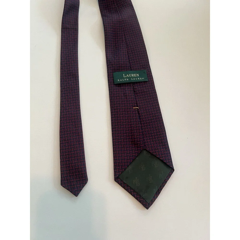 Lauren Ralph Lauren Navy Blue Red Geometric Jacquard Silk‎ Tie Hand Finished USA